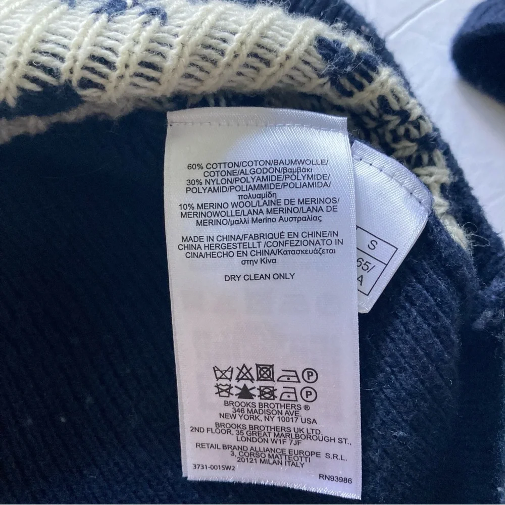 Brooks Brothers /  Navy Blue snowflake wool blend women’s  sweater - Picture 8 of 10